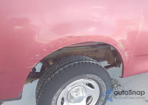 2000 Ford F-150 Work Series/Xl/Xlt z USA, uszkodzony, nr VIN 1FTZF1728YNA95053